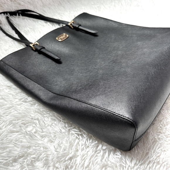 Michael Kors Black Saffiano Leather Shoulder Tote | Gold Hardware - Picture 13 of 16